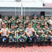 Kasum TNI berfotobersama usai kegiatan.